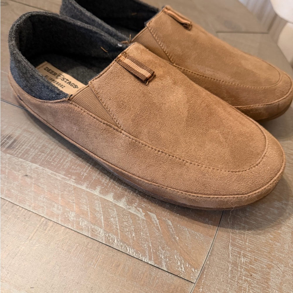 Deer Stags Men's Brown Slip-On Loafers